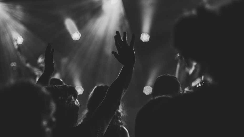 偶像之城中的“未识之神”