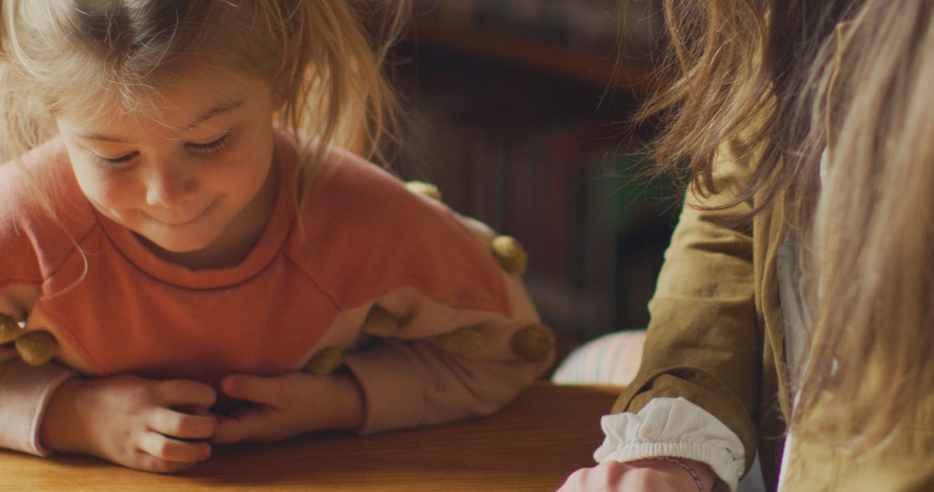 “妈妈，你喜欢做妈妈吗？”